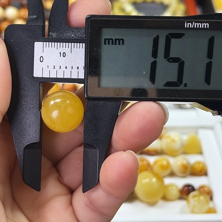 琥珀颈饰未镶嵌16