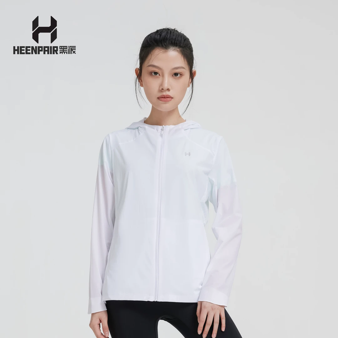 HEENPAIR/黑派运动外套女2025年新款户外皮肤衣夏季薄款连帽风衣