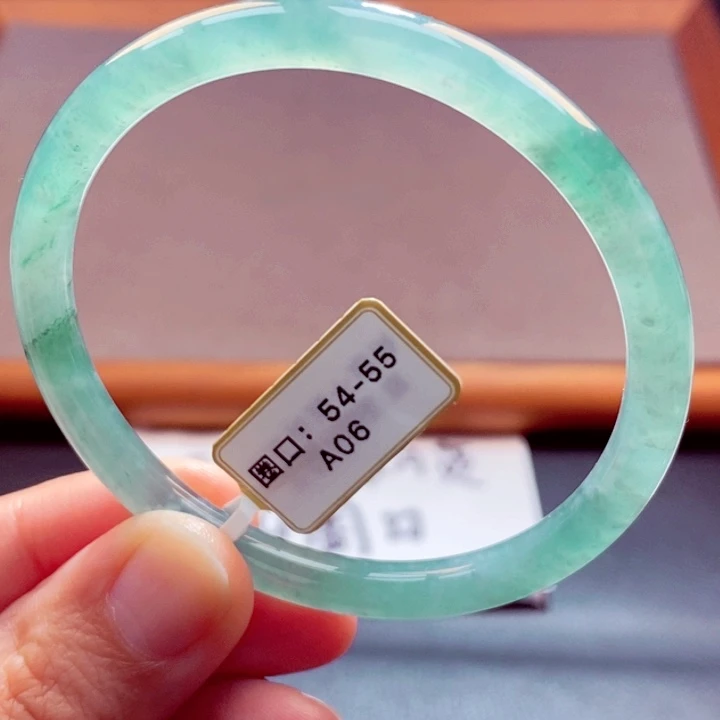 翡翠未镶嵌手镯天然翡翠手镯11