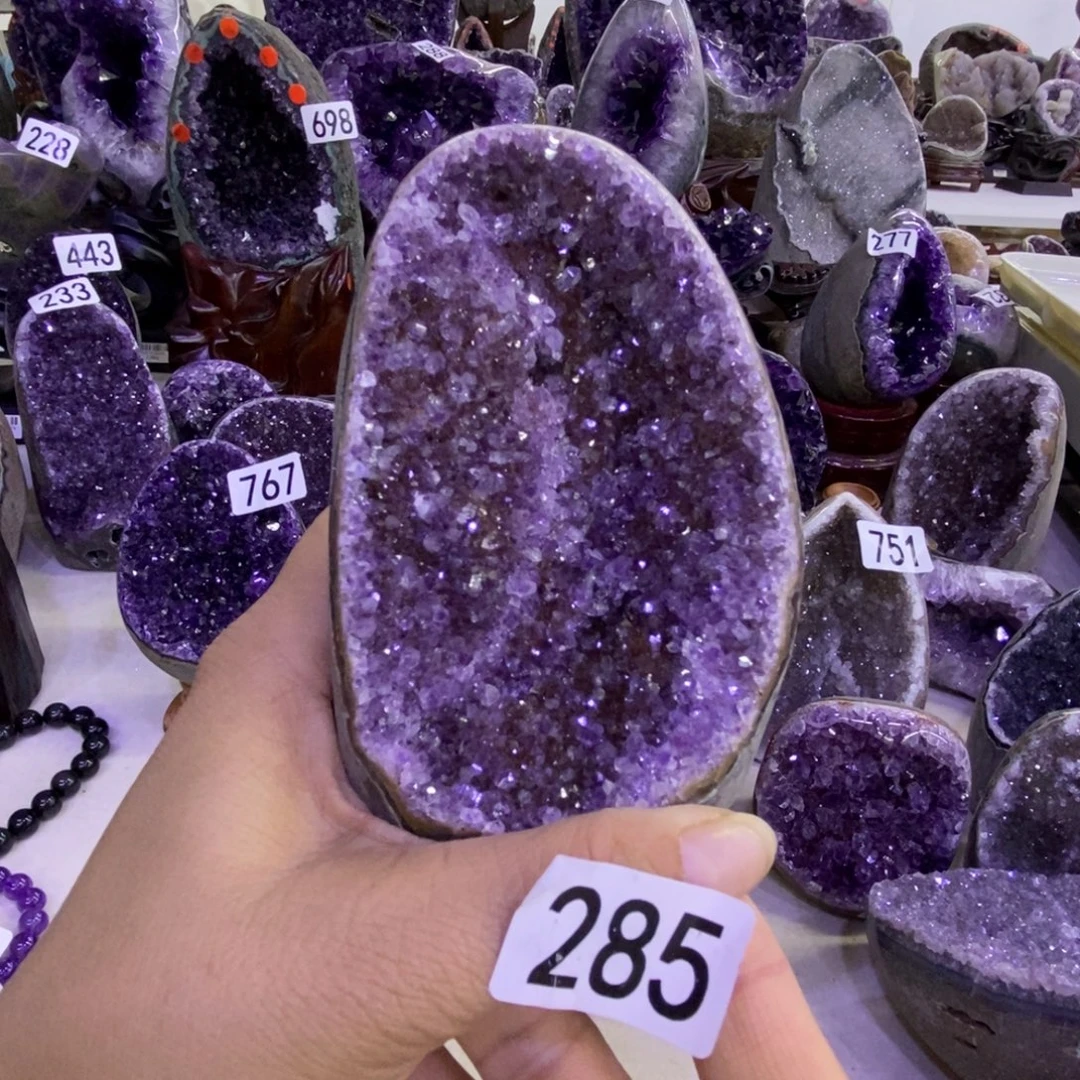 未镶嵌水晶大型摆件（非配饰）