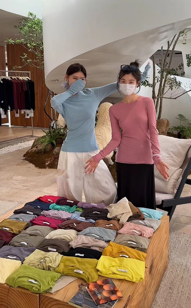 十三行闰熙纸片人显瘦薄透修身T恤女2025秋季百搭纯色打底1805