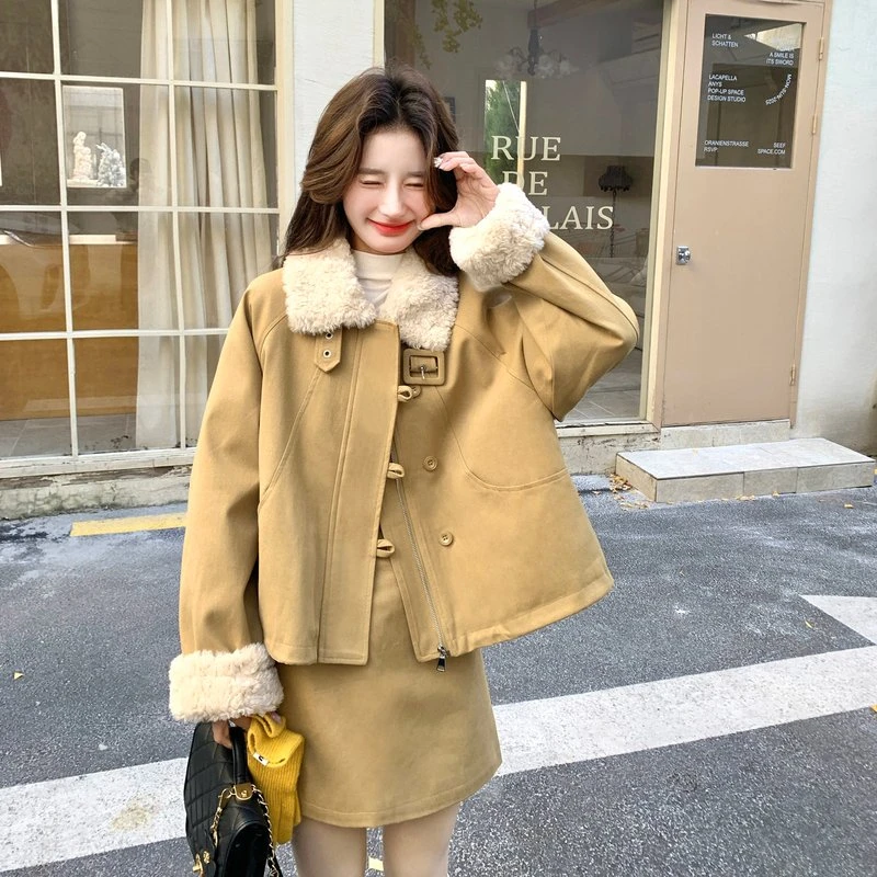 美拉德羊羔毛羽绒套装两件套女冬季2026新款绝美大方得体超火穿搭