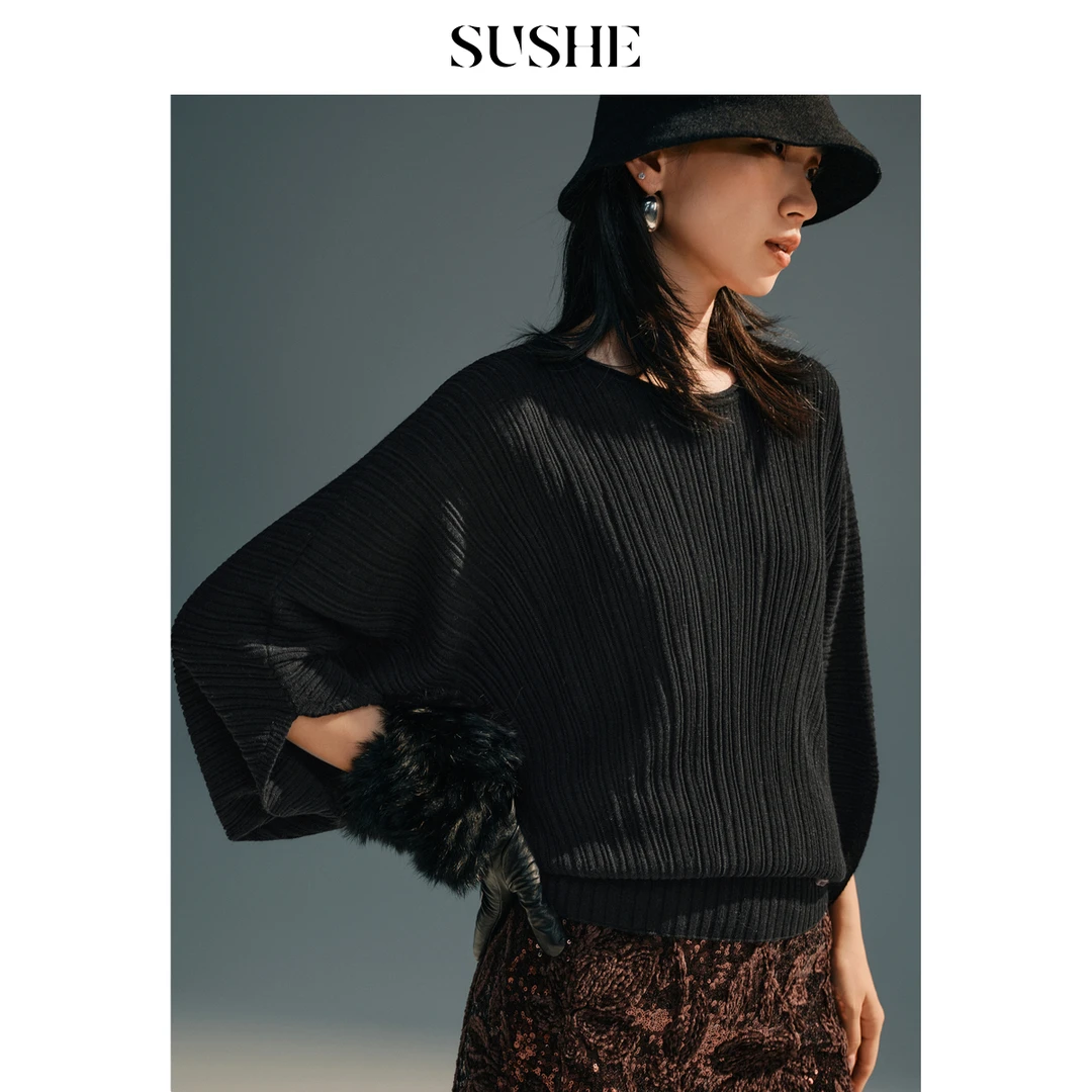 束皙SUSHE 归岫 优雅序章 坑条羊毛卷边圆领蝙蝠袖宽松套头针织衫