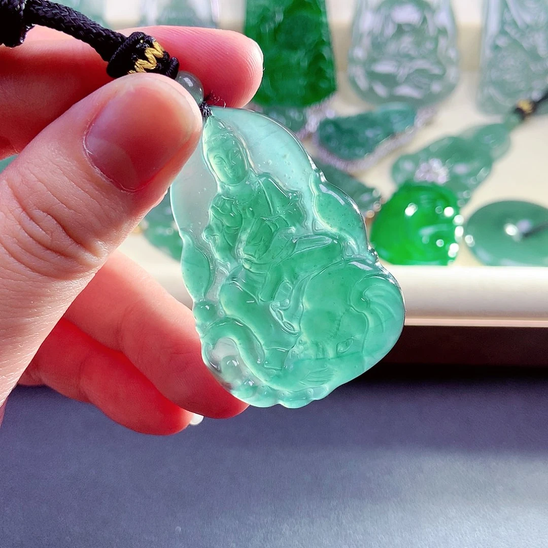【闪购商品】翡翠未镶嵌颈饰天然