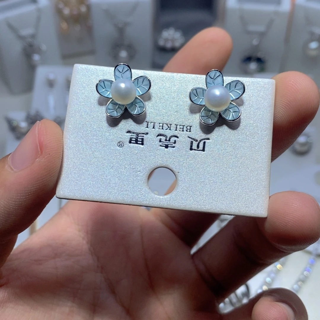 淡水珍珠耳饰未镶嵌