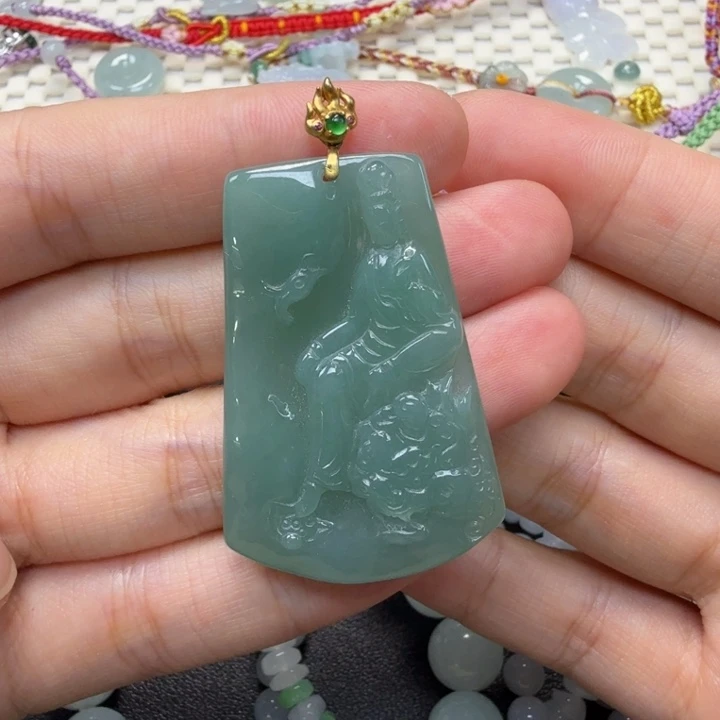 玲***凉18K金镶嵌挂件翡翠7899999999