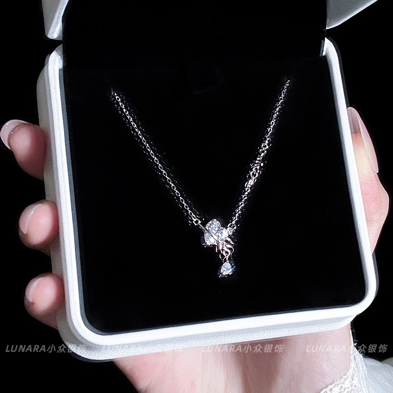 坠链均足银 999纯银爱心环绕项链轻奢小众高级高送闺蜜生日礼物