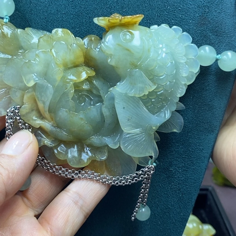 【闪购商品】蛇纹石玉未镶嵌吊坠
