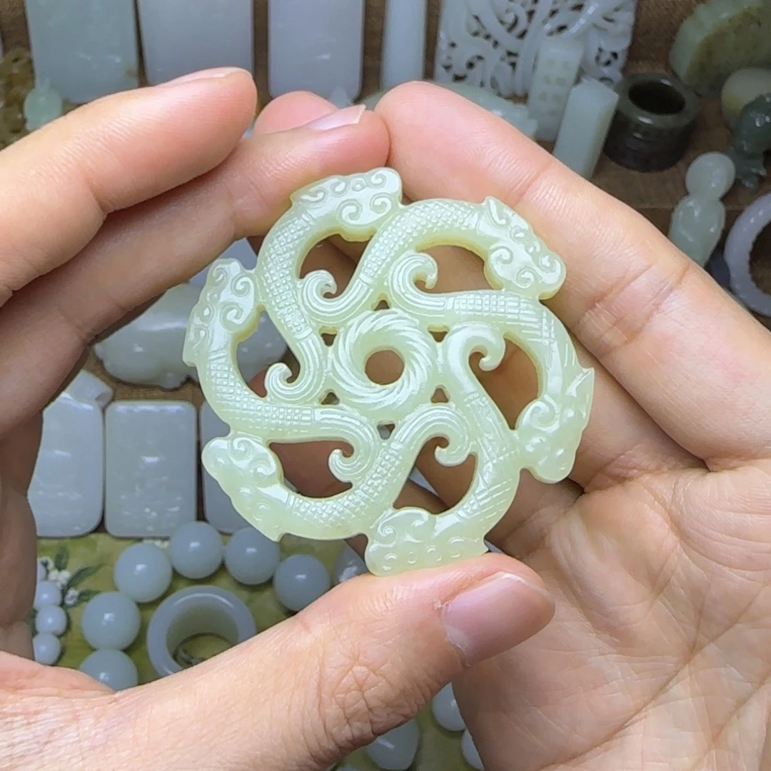 和田玉未镶嵌挂件