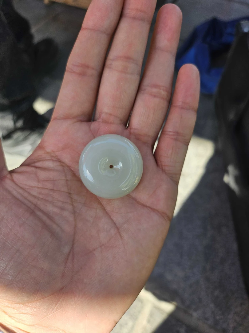 新疆和田玉吊坠高端奢华款