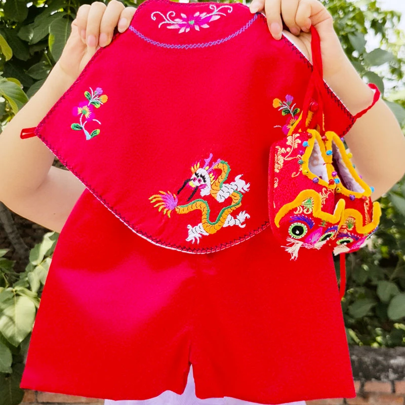 巧手绣娘手工刺绣婴儿肚兜虎头鞋短裤新生儿护肚满月百天生日礼物