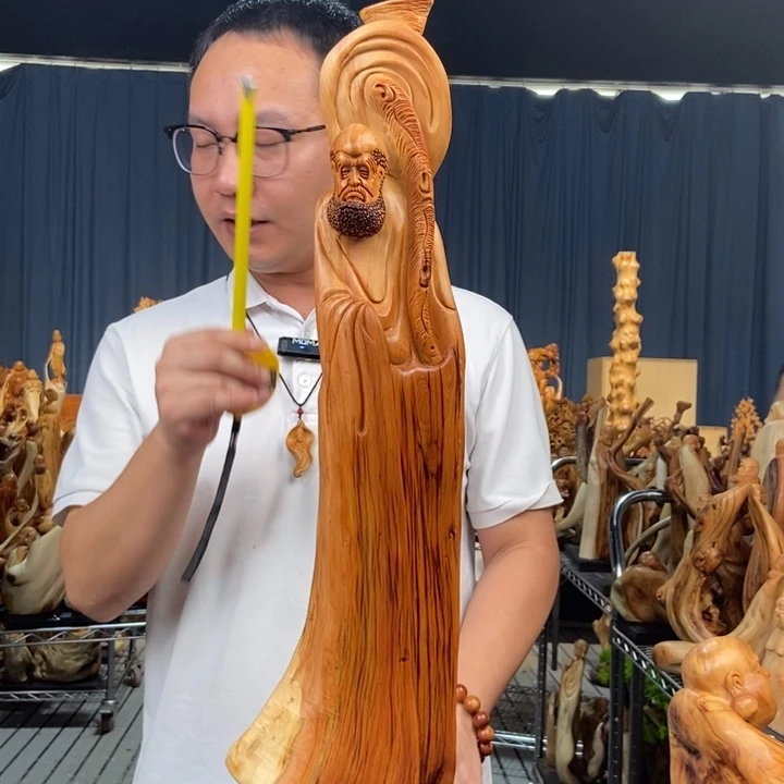 柏木（崖柏）随型摆件
