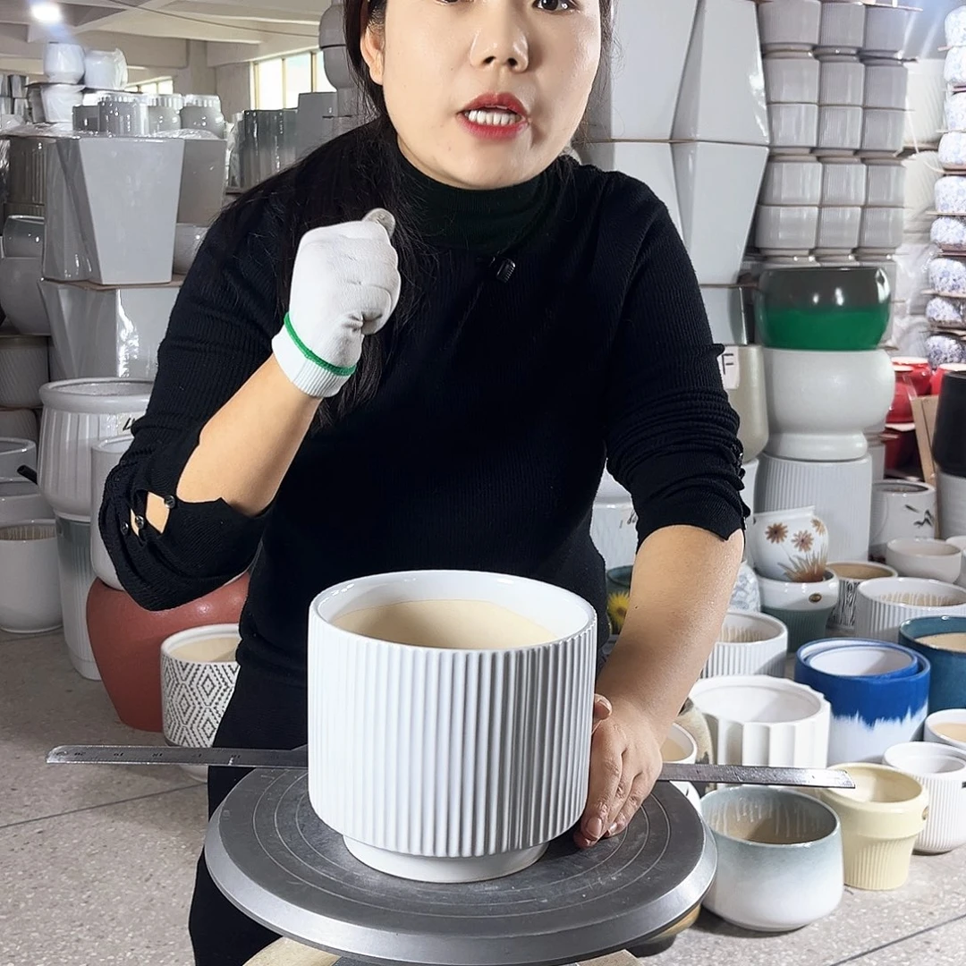 陶瓷口径16-14。亮白