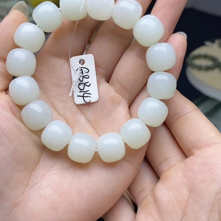 未镶嵌手串和田玉