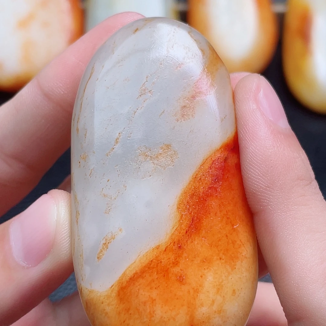 和田玉未镶嵌珠宝奇石