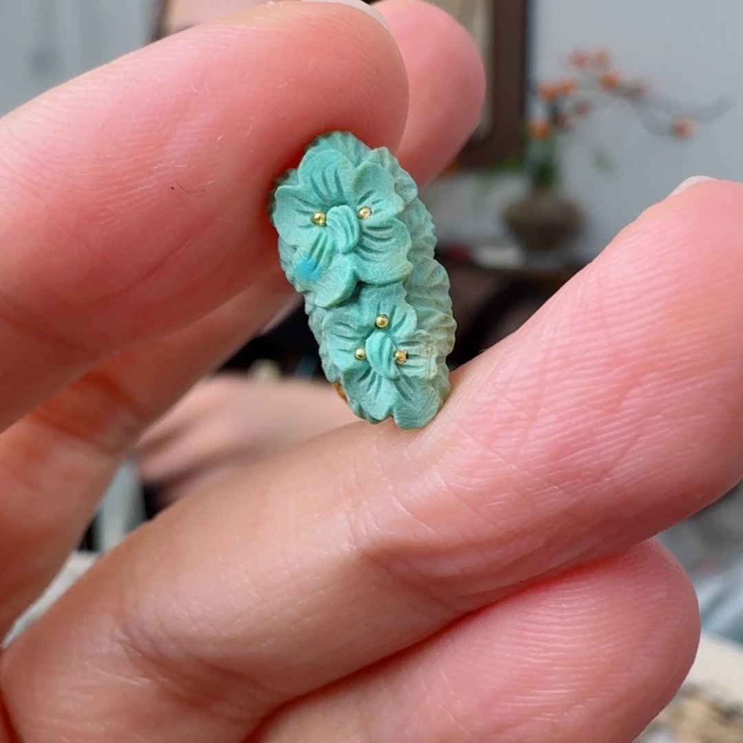 绿松石未镶嵌珠宝奇石