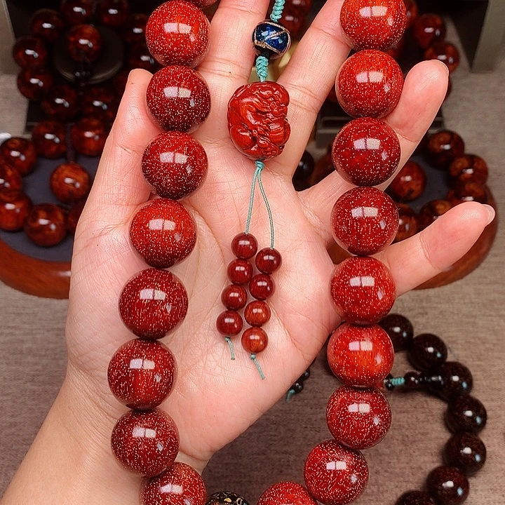 檀香紫檀（小叶紫檀）桃2.0红手持