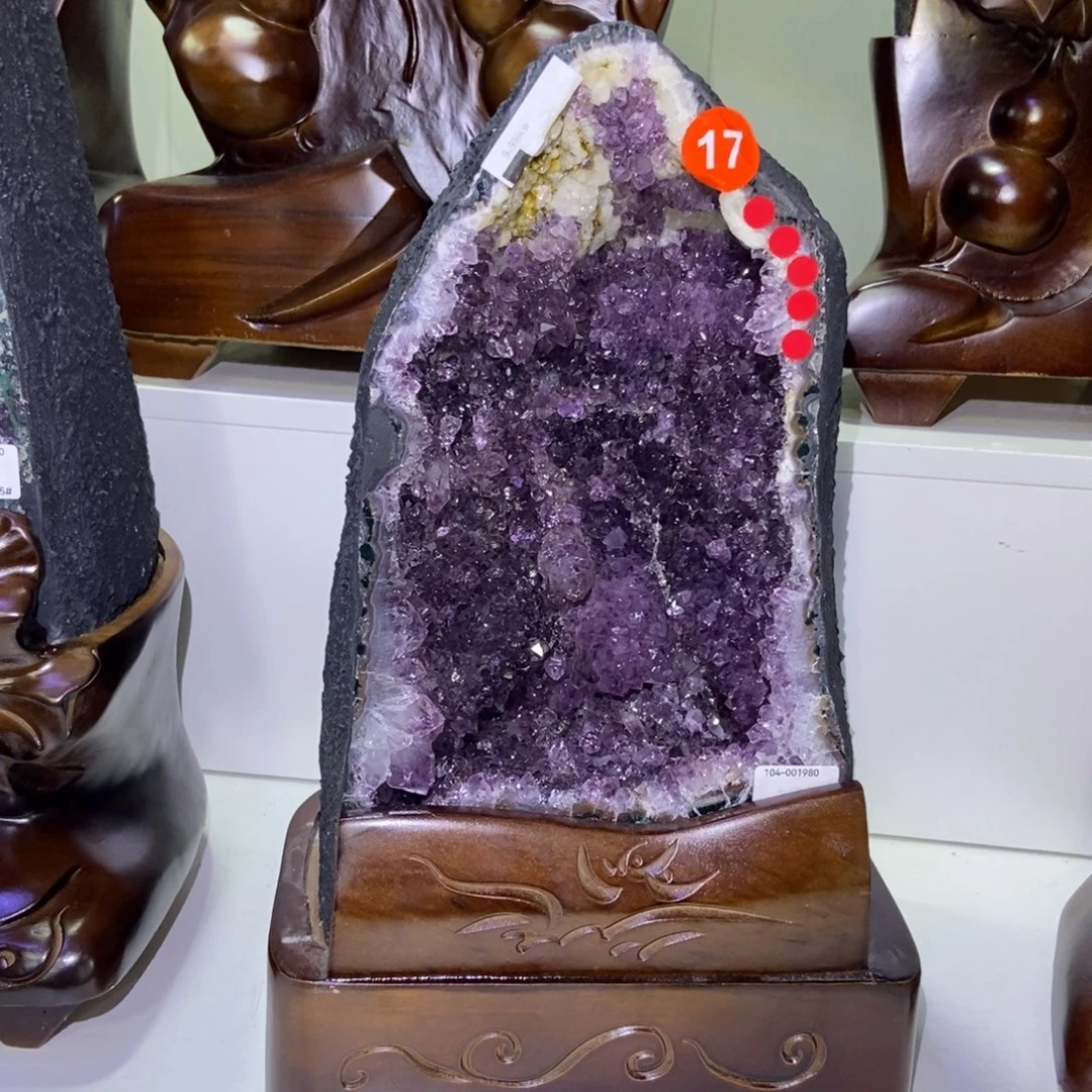 未镶嵌水晶大型摆件（非配饰）