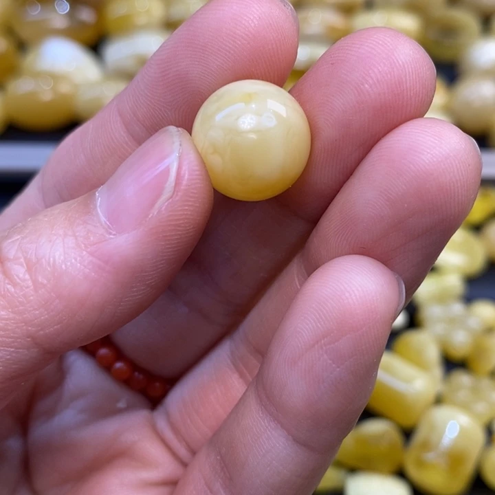 未镶嵌琥珀裸石钱*多原矿琥珀蜜蜡配饰