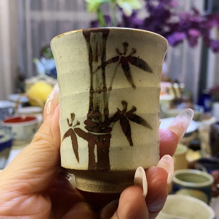 器物的色彩搭配起来很漂亮2
