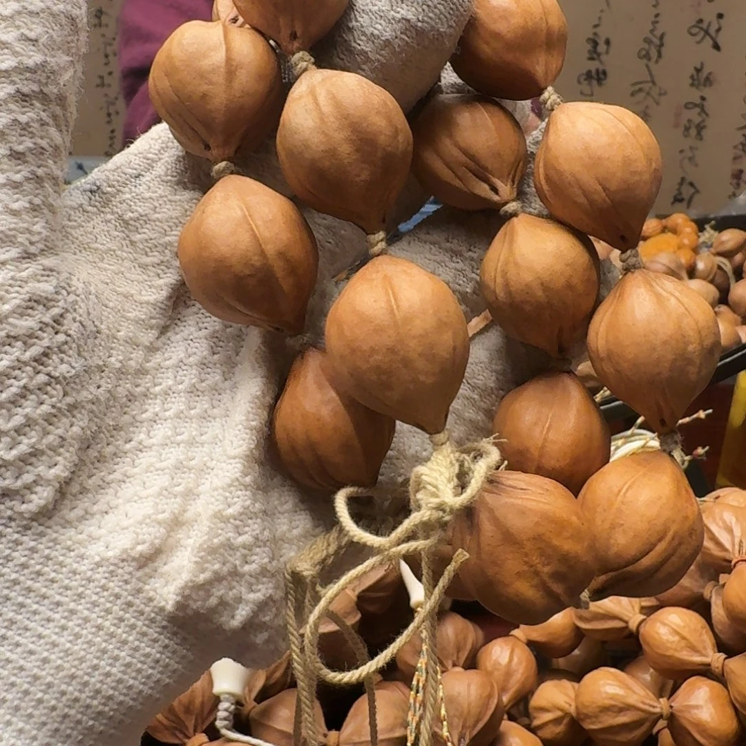 把件橄榄核水晶核