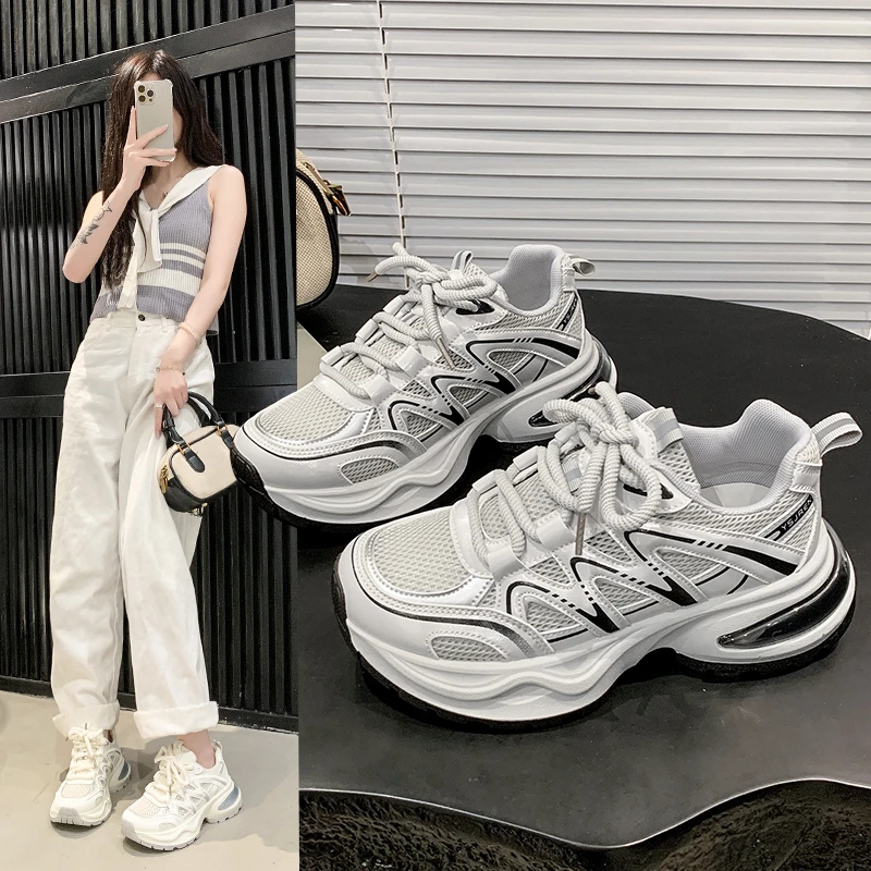 百丽香奈爆款户外登山鞋女2025新款透气运动鞋百搭厚底休闲老爹鞋
