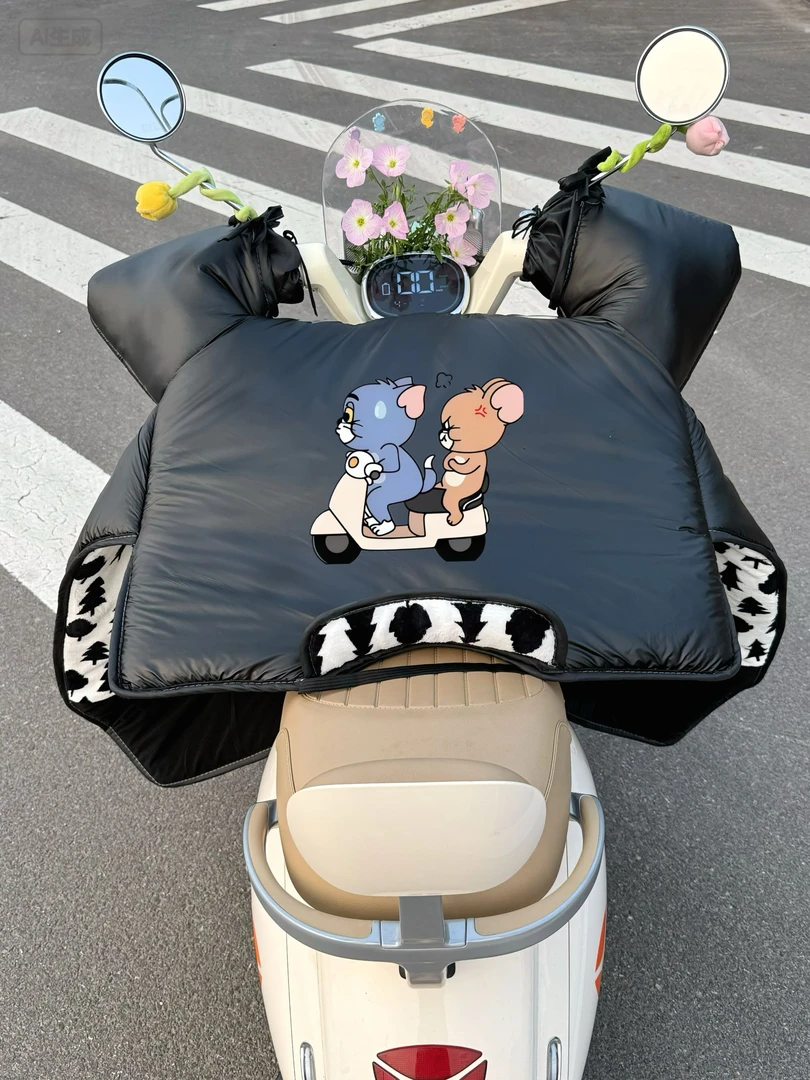 2025冬新款法兰绒电动车加绒加厚防水防风加大加宽挡风被防雨特厚