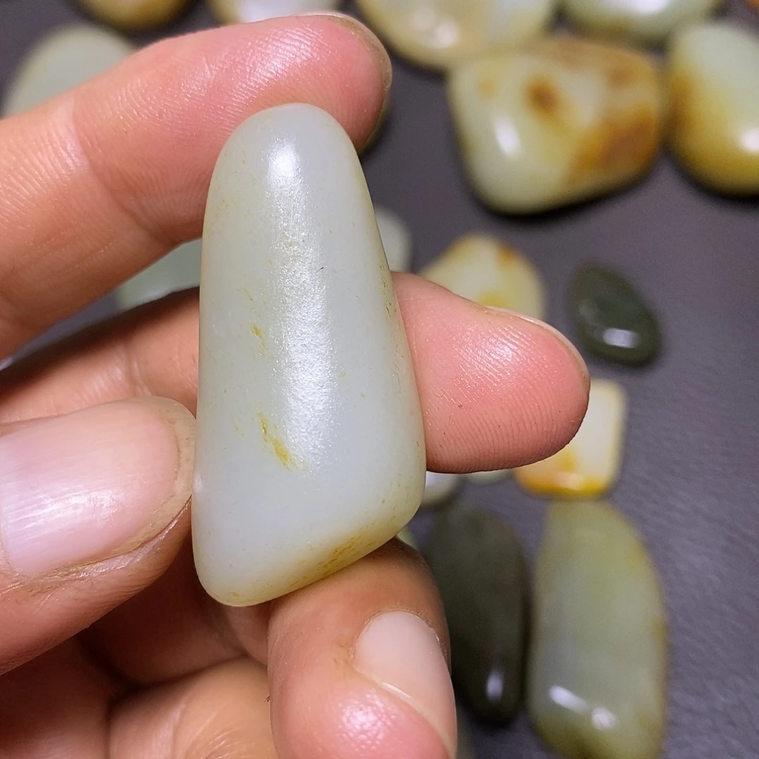 未镶嵌和田玉挂件