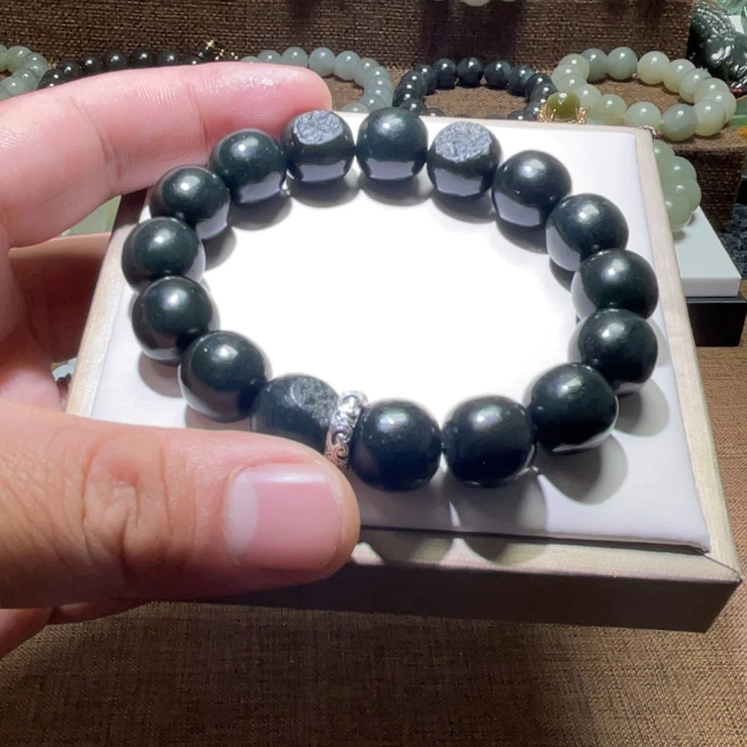 未镶嵌手链和田玉