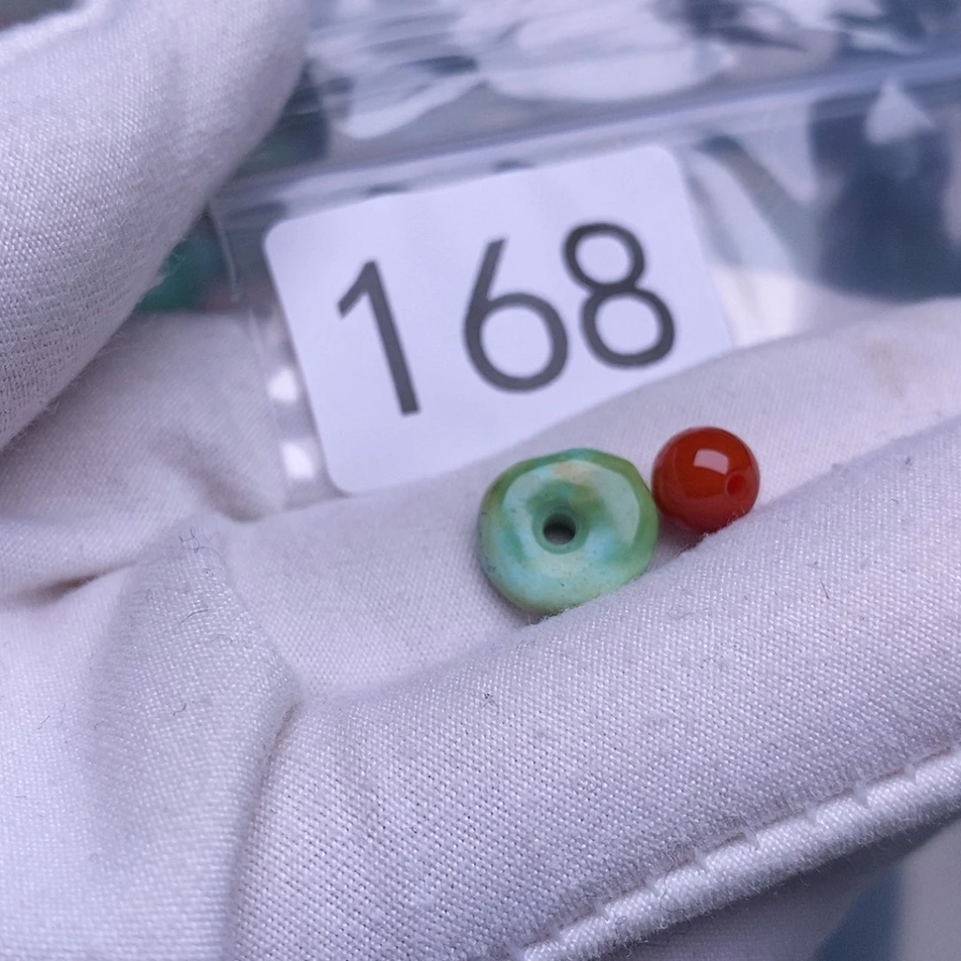 南红玛瑙未镶嵌珠宝奇石