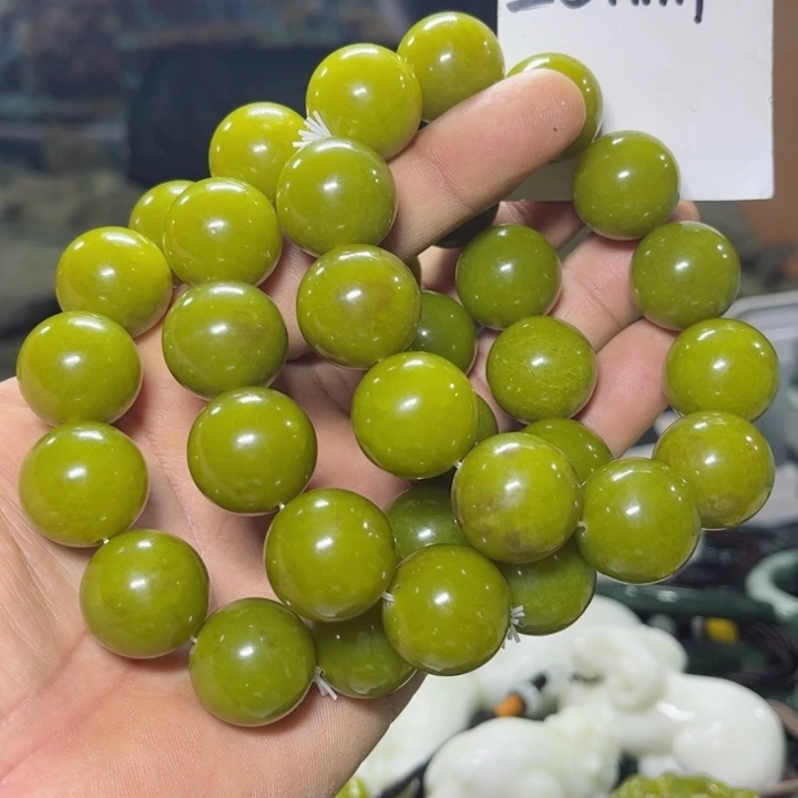 蛇纹石玉手串未镶嵌