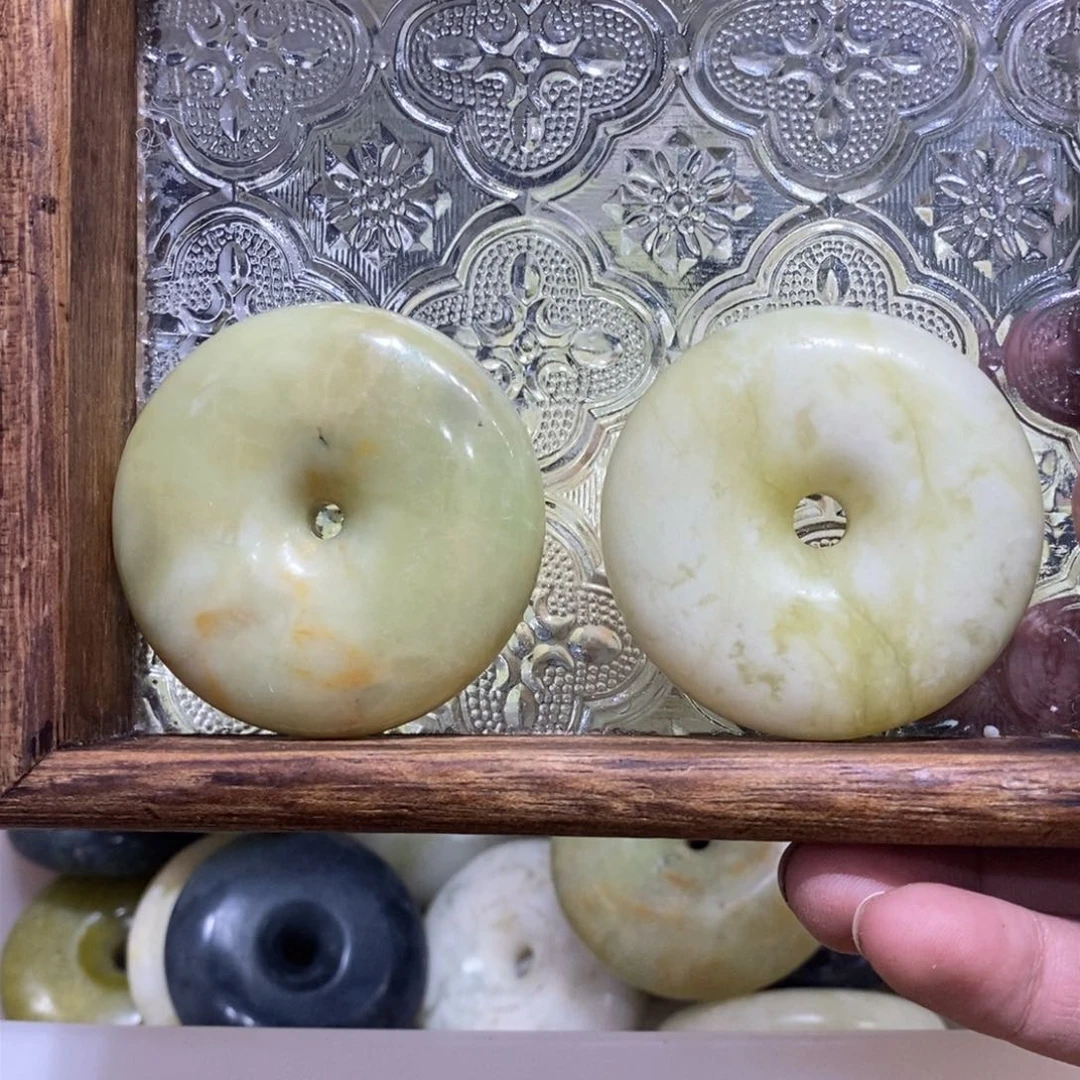 合金蛇纹石玉颈饰110