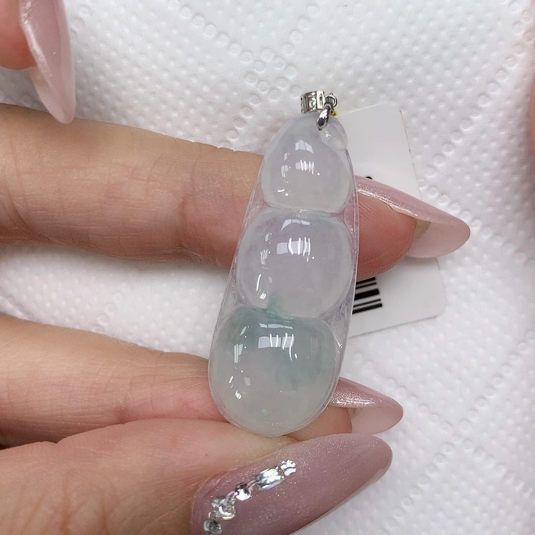 颈饰18K金镶嵌翡翠