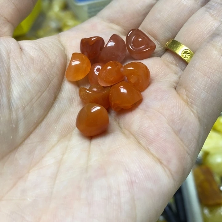 南红玛瑙未镶嵌吊坠多样性发货其一