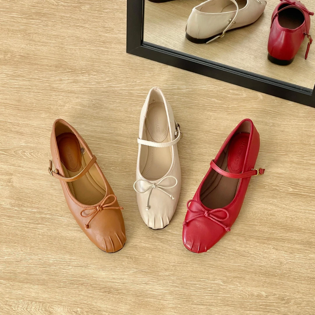 HUSSLOVE 头层牛皮·跟高1CM韩版秋季平底圆头欧若假日风单鞋女鞋