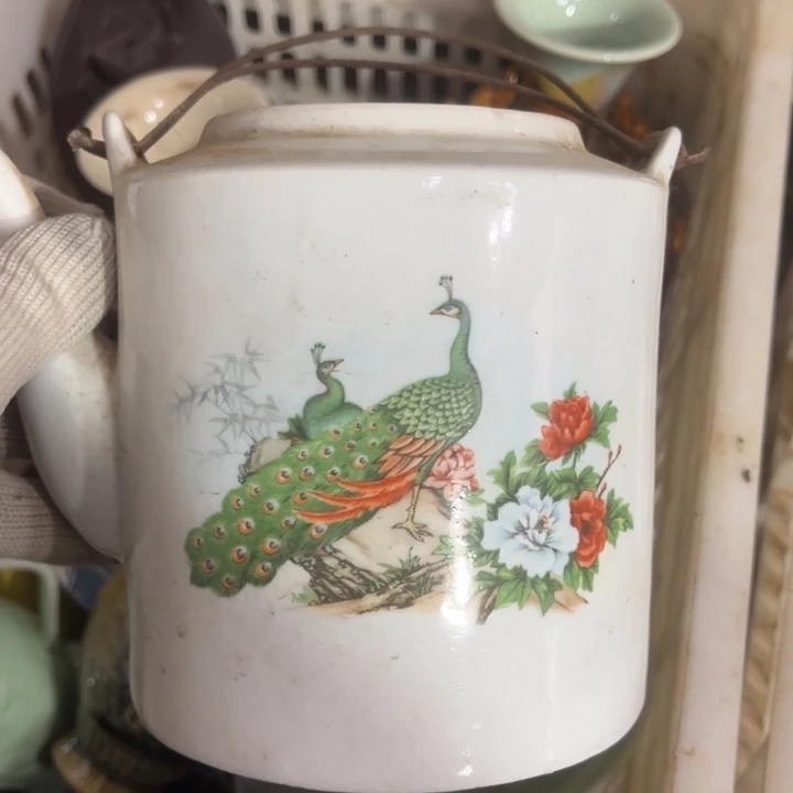 回***前有机玻璃摆件工艺品