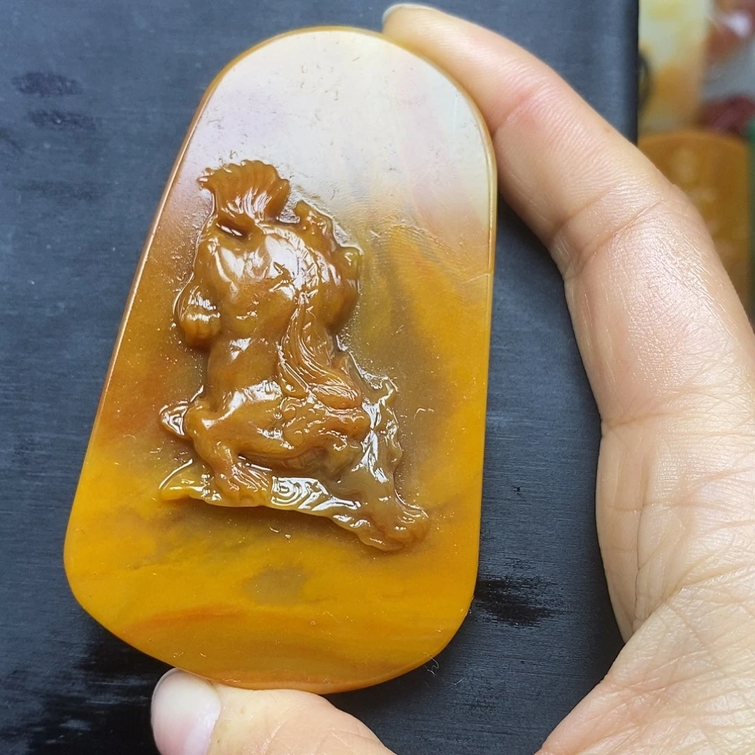 石英质玉颈饰未镶嵌