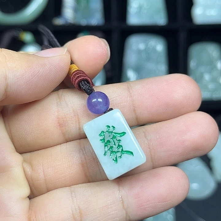 大****翡翠未镶嵌颈饰缅甸翡翠