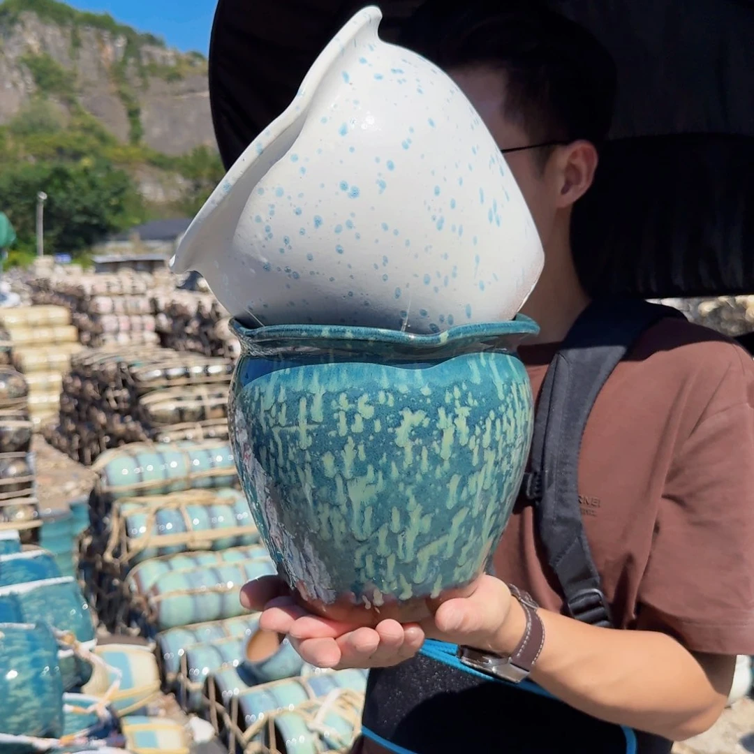 紫砂花盆口20高19（两个花边口大号