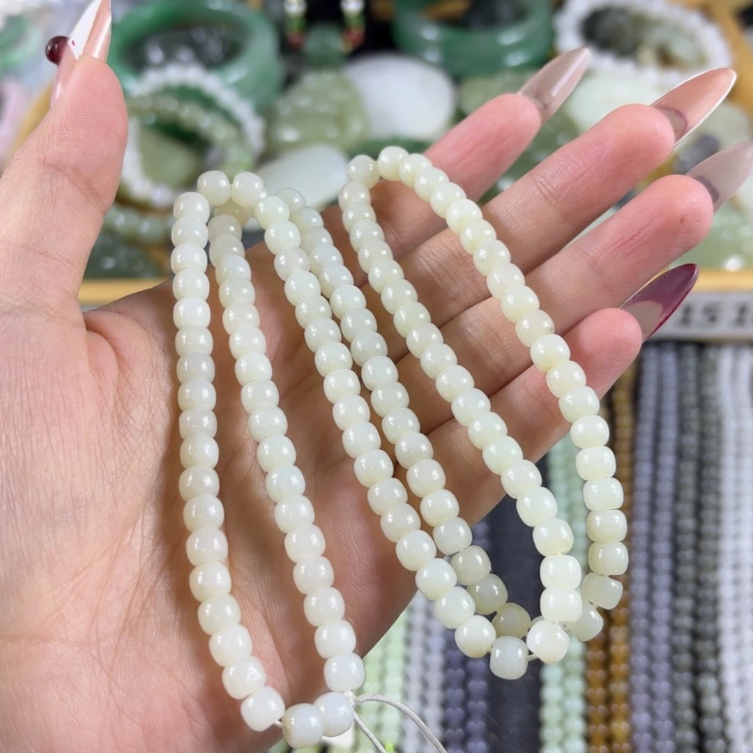 和田玉颈饰未镶嵌给****烂