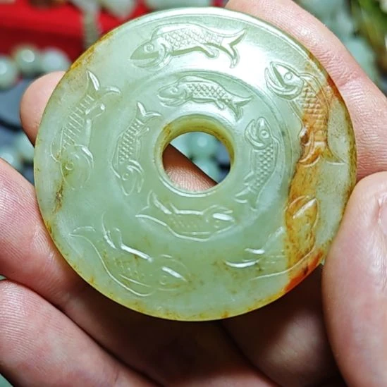 颈饰未镶嵌和田玉