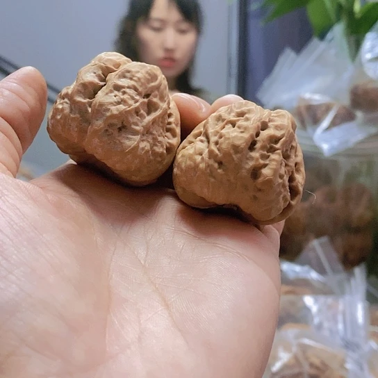 【闪购商品】把件文玩核桃39蛤蟆头深红色
