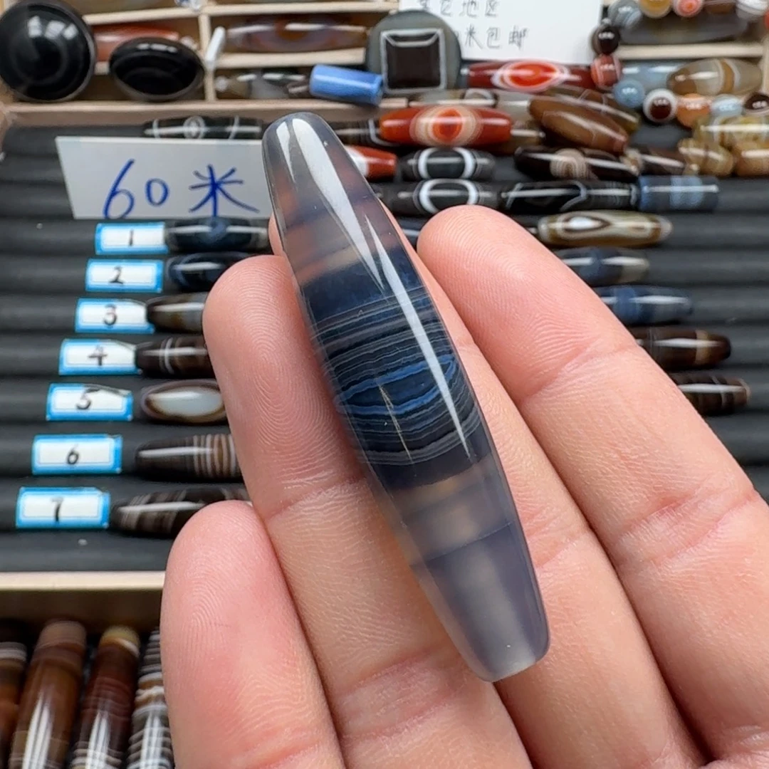 雪***开玛瑙/玉髓未镶嵌颈饰