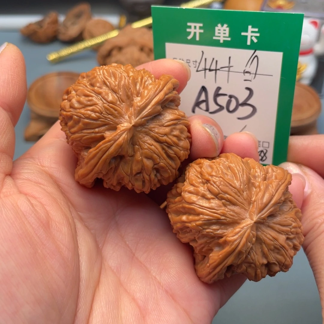 吊坠桃核文玩核桃