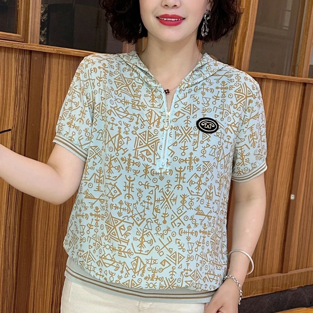 打底衫洋气中老年女装夏季T恤减龄连帽百搭洋气休闲风