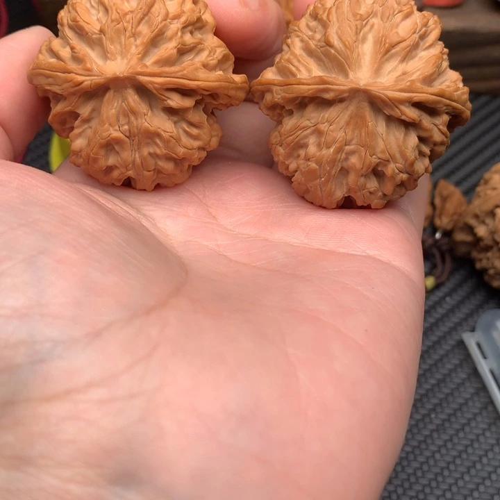 吊坠文玩核桃苹果园44