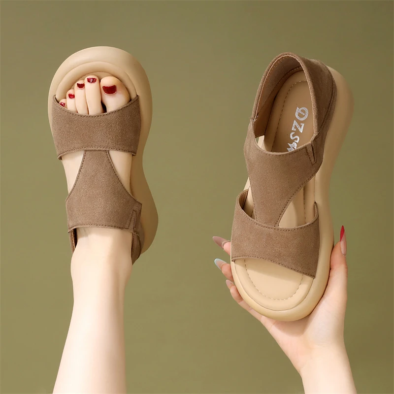 厚底凉鞋女夏季外穿2025新款百搭休闲软底轻便罗马沙滩鞋大码41