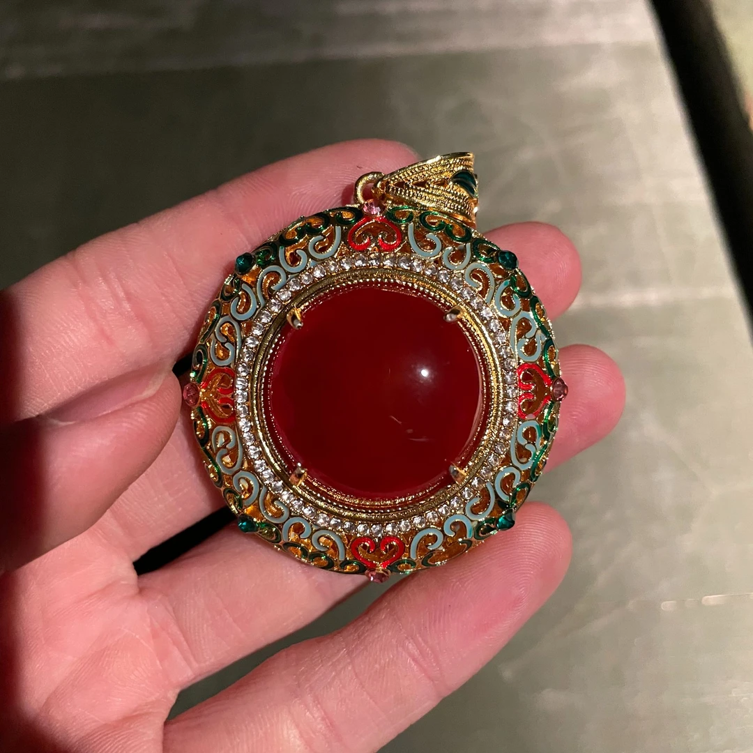 YY红皓石精美镂空2