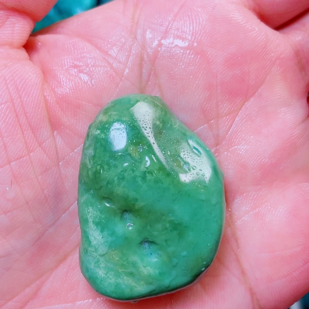 绿松石未镶嵌挂件