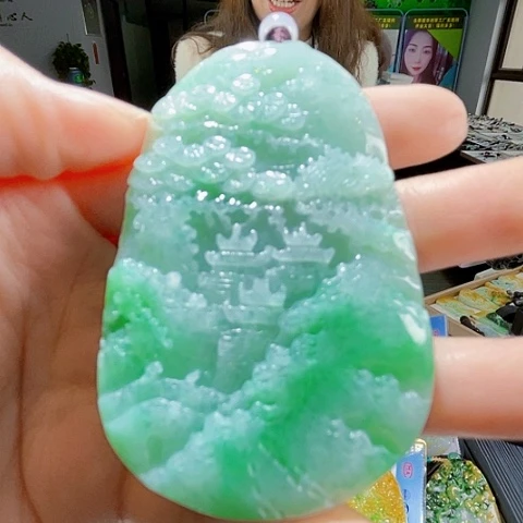 翡翠未镶嵌颈饰翡翠